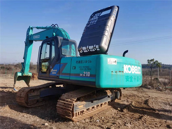 Paletli ekskavatör Kobelco SK210: fotoğraf 4
