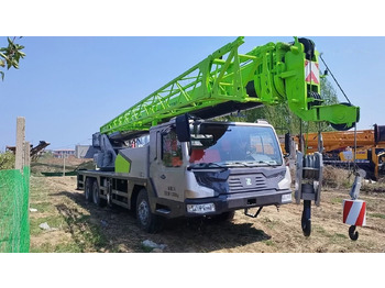 Mobil vinç ZOOMLION ZTC300V