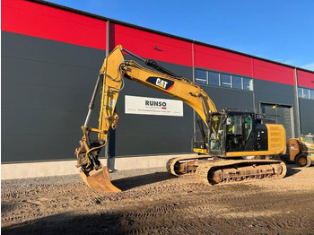 Paletli ekskavatör CATERPILLAR 320EL