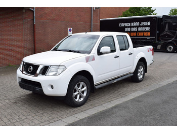 SUV Nissan Navara Double Cab SE 4x4 Automatik Hardtop AHK: fotoğraf 5