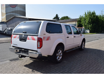 SUV Nissan Navara Double Cab SE 4x4 Automatik Hardtop AHK: fotoğraf 4