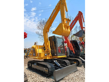 Paletli ekskavatör KOMATSU PC70
