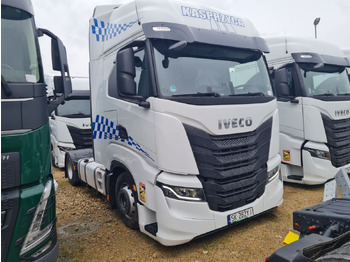 Çekici IVECO