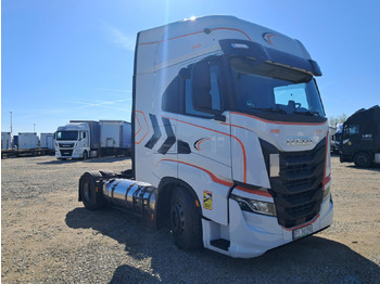 Çekici IVECO