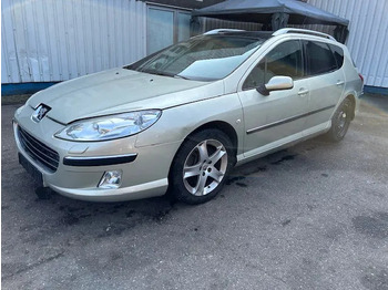 Binek araba PEUGEOT