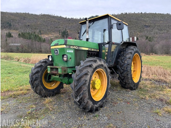 Traktör JOHN DEERE 1640
