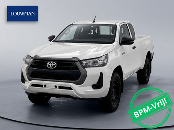 Pikap TOYOTA Hilux