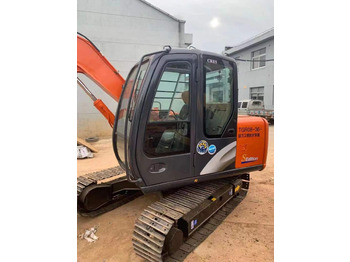 Paletli ekskavatör HITACHI ZX70