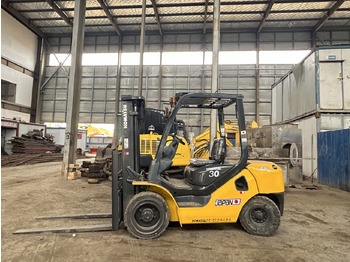 Dizel forklift KOMATSU