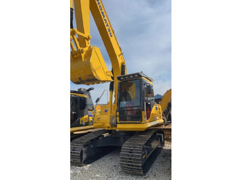 Paletli ekskavatör KOMATSU PC160