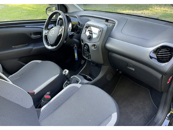 Hatchback Toyota Aygo II Toyota Aygo 1.0-16V Klima Salon PL 24651km Model 2021: fotoğraf 4