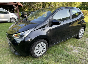 Hatchback Toyota Aygo II Toyota Aygo 1.0-16V Klima Salon PL 24651km Model 2021: fotoğraf 2