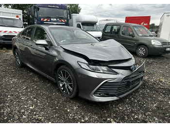 Sedan araba TOYOTA