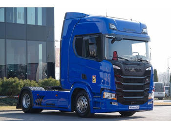 Çekici SCANIA R 450