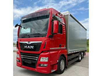 Tenteli kamyon MAN TGX 26.500