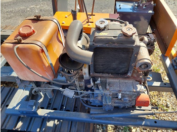 Mini ekskavatör Kubota RG-15: fotoğraf 4 Mini ekskavatör Kubota RG-15: fotoğraf 4