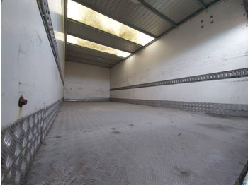 Kapalı kasa kamyon Mercedes-Benz 814D: fotoğraf 5