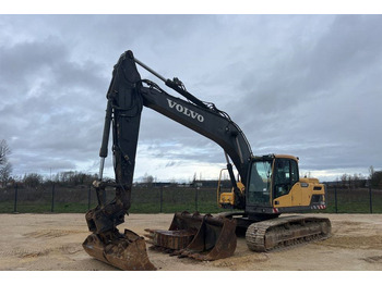 Paletli ekskavatör VOLVO EC220DL