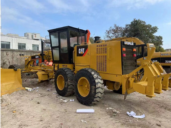 Greyder CATERPILLAR 140H