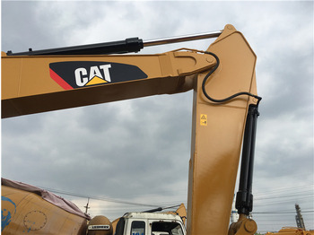 Paletli ekskavatör Caterpillar 320CL: fotoğraf 3