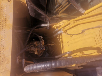 Paletli ekskavatör CATERPILLAR 320D
