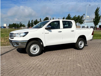 Pikap TOYOTA Hilux