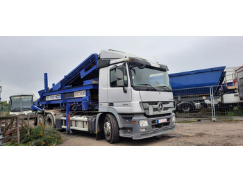 Kancalı yükleyici kamyon MERCEDES-BENZ