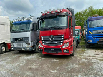 Çekici MERCEDES-BENZ Actros 1842