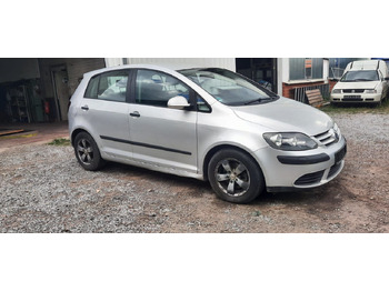 Sedan araba VOLKSWAGEN