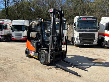 Dizel forklift DOOSAN