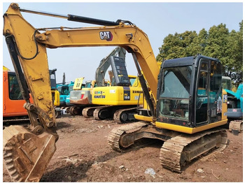 Paletli ekskavatör CATERPILLAR 307