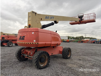 Teleskopik platform JLG