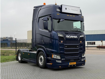 Çekici SCANIA S 520