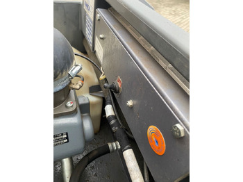 Hava kompresörü Atlas Copco XAS38, Baujahr 2023 Kompressor 7 Bar: fotoğraf 4 Hava kompresörü Atlas Copco XAS38, Baujahr 2023 Kompressor 7 Bar: fotoğraf 4