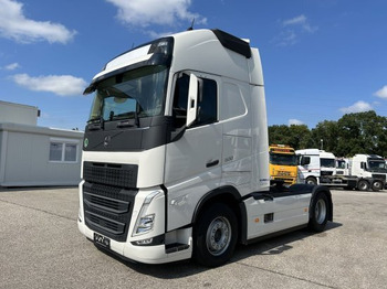 Çekici VOLVO FH13 500