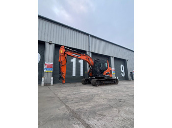 Paletli ekskavatör DOOSAN DX140