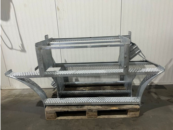 Kabin ve iç mekan LIEBHERR