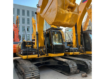 Paletli ekskavatör CATERPILLAR 323D
