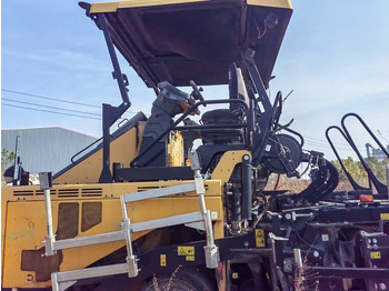 Asfalt serici CATERPILLAR AP655F