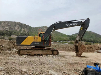 Paletli ekskavatör VOLVO EC300