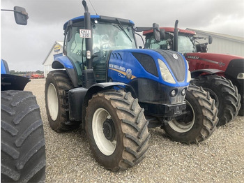 Traktör NEW HOLLAND T7