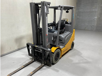 LPG forklift Jungheinrich TFG 316S: fotoğraf 4
