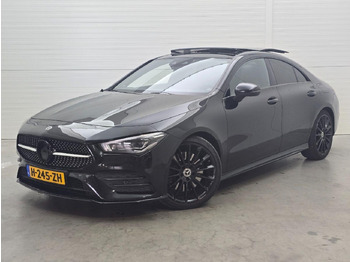 Sedan araba MERCEDES-BENZ