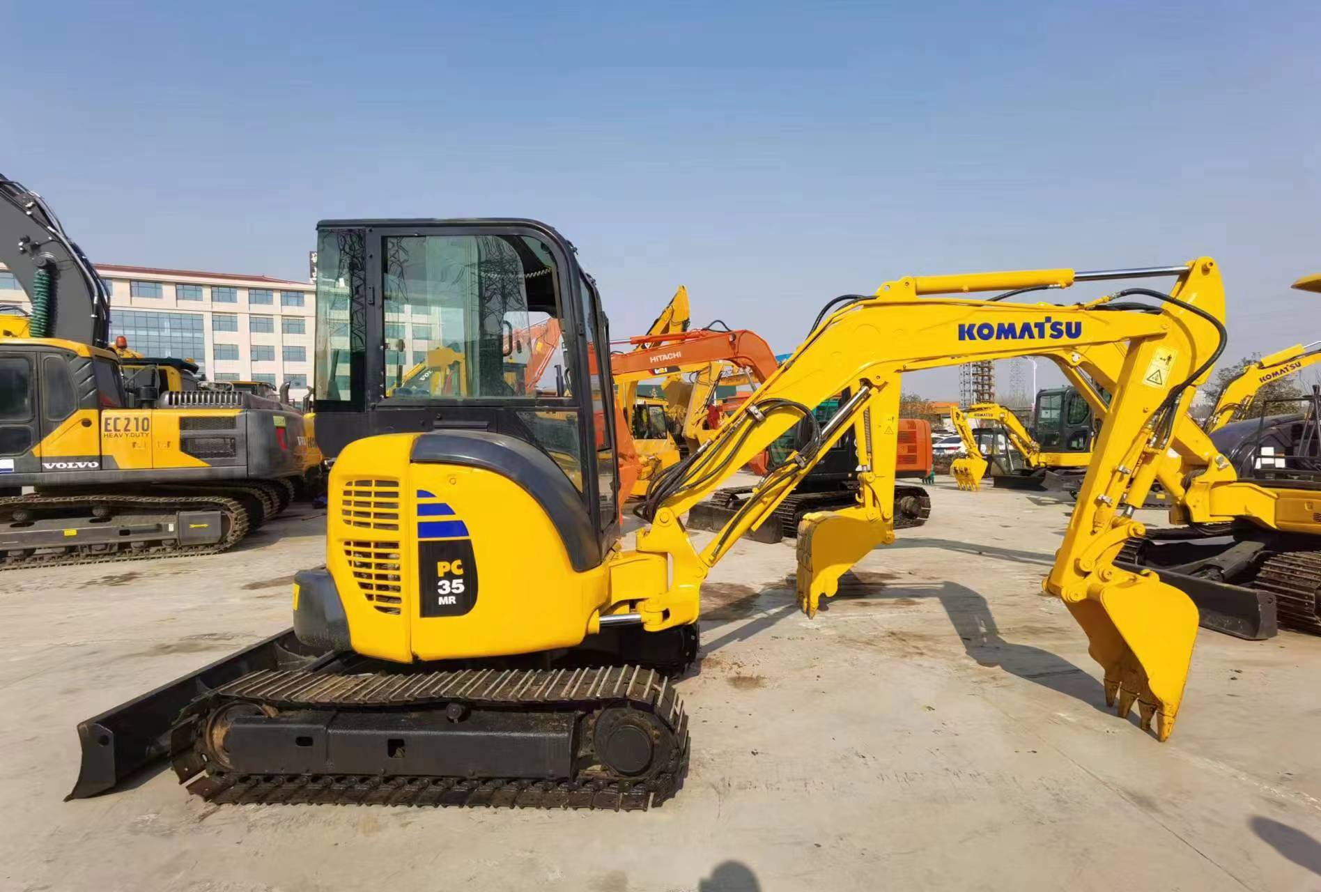 Mini ekskavatör KOMATSU PC35