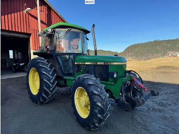 Traktör JOHN DEERE 2850