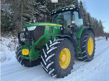 Traktör JOHN DEERE 6215R