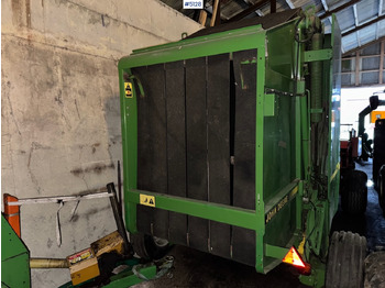 Saman makinesi JOHN DEERE