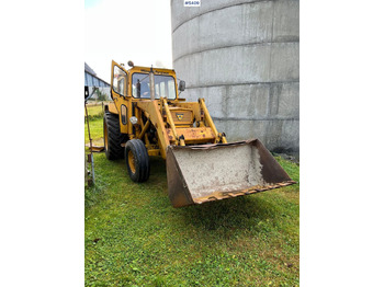 Traktör MASSEY FERGUSON