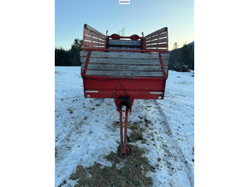 Saman makinesi Underhaug 7000 unloader wagon: fotoğraf 2 Saman makinesi Underhaug 7000 unloader wagon: fotoğraf 2