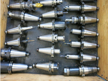 Metal işleme makinası